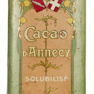 Archives municipales Annecy. 43 Fi 2. Boîte à cacao solubilisé de la Chocolaterie Annecy.
