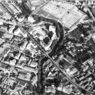 Vue aérienne du quartier de la Mandallaz dans la partie inférieure gauche, avant 1971
