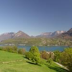 Le lac d'Annecy depuis la montée d'Entrevernes