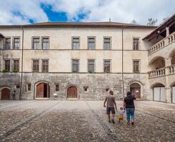 Visite libre du château de Clermont