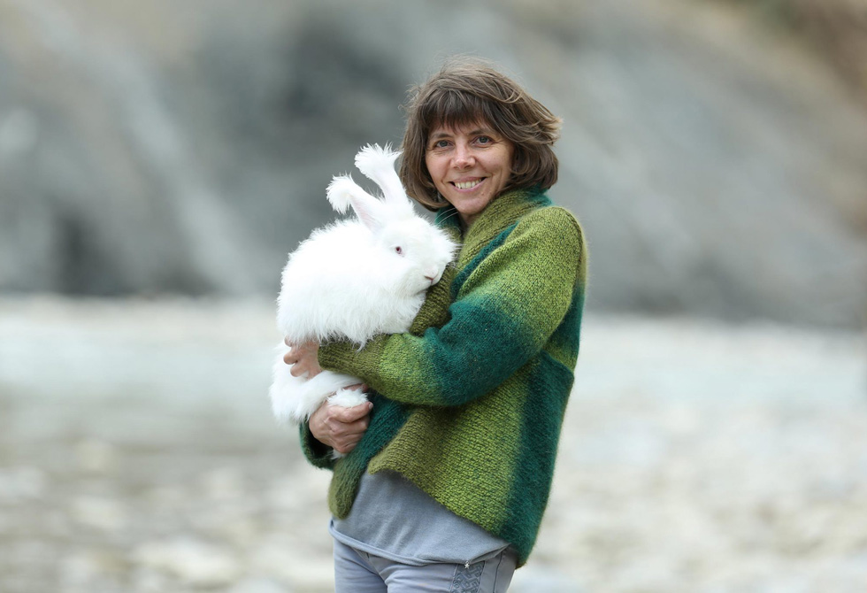 Stéphanie Jacquin - éleveuse de lapins angora et créatrice