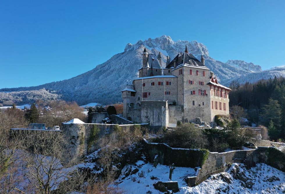 Château de Menthon sous la neige